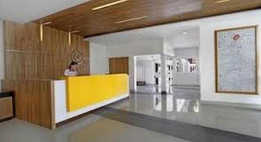 Amaris Hotel Ambon Exterior foto
